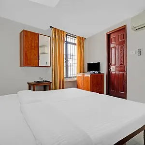 Collection O Aramam Executive 3* Kochi