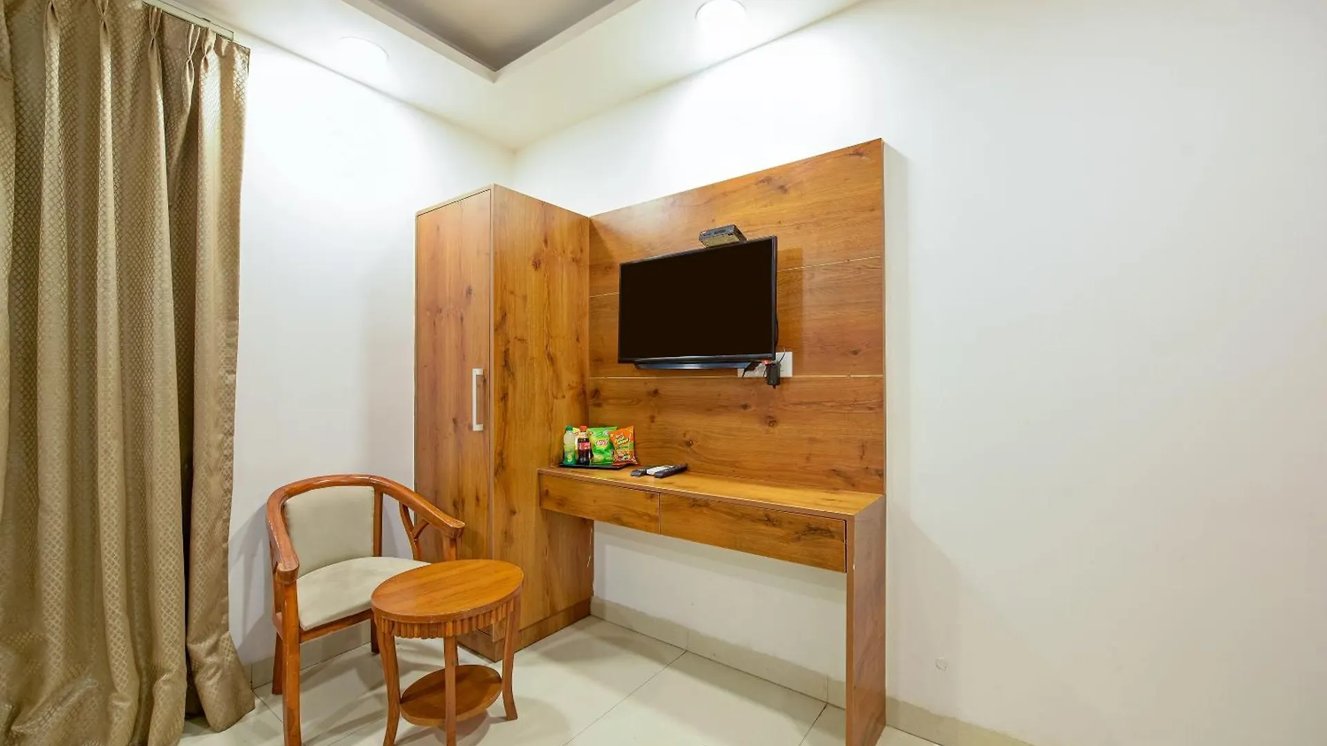 Hotel Grand Qubic Near Delhi Airport New Delhi